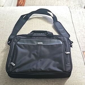 Targus Laptop bag black medium‎ new